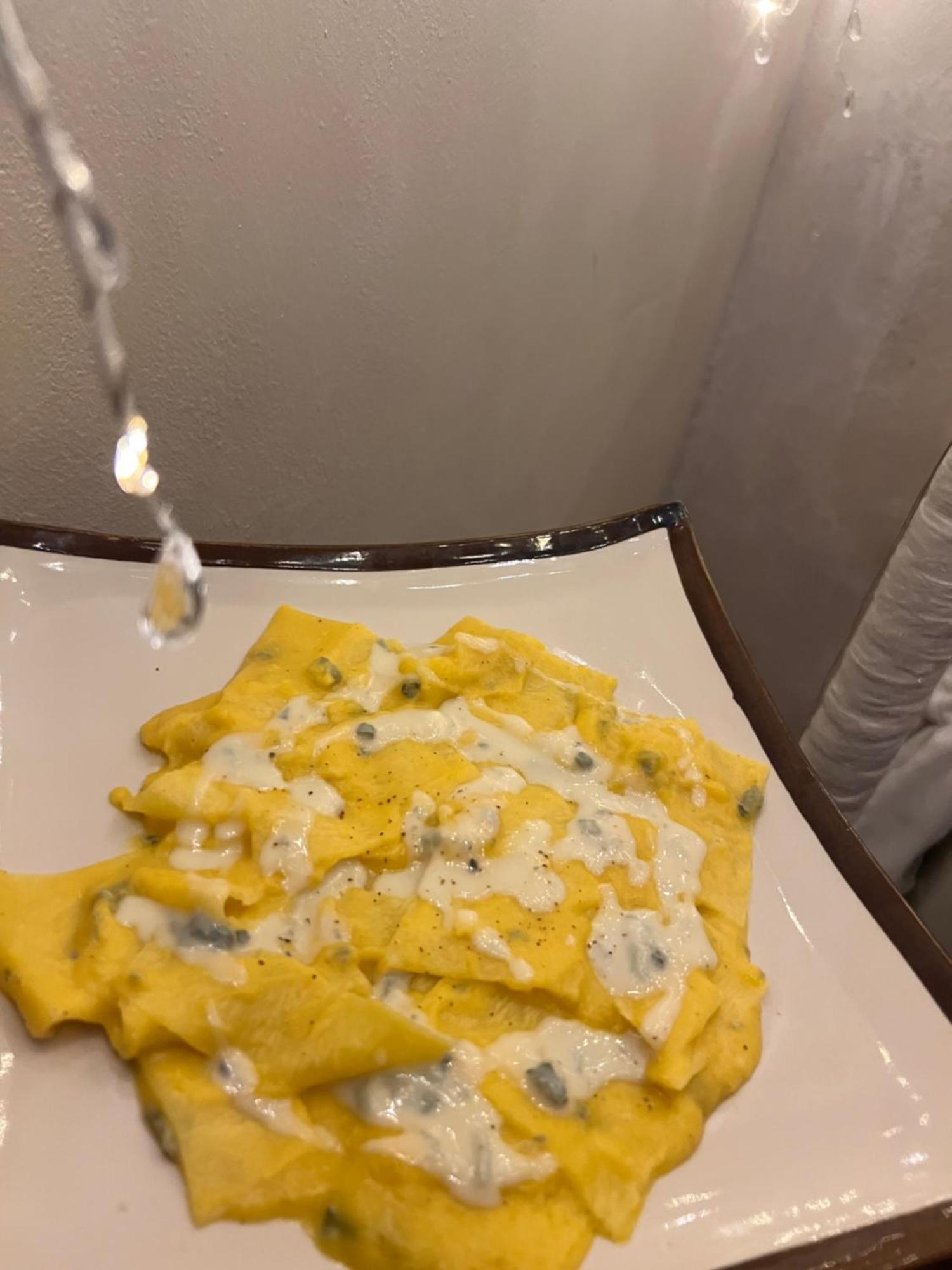Sui Passi Di Francesco Hotel Valfabbrica Eksteriør billede