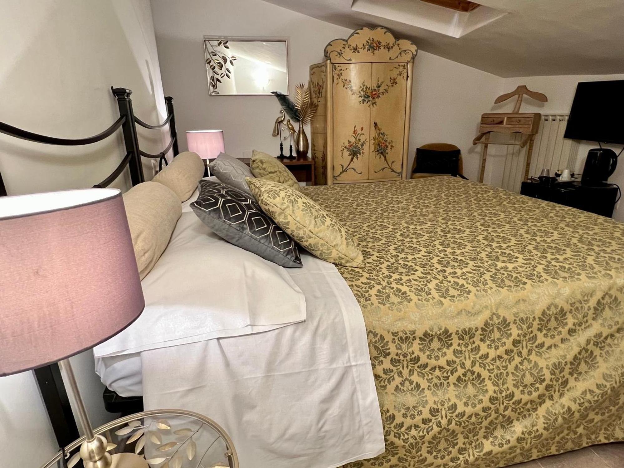 Sui Passi Di Francesco Hotel Valfabbrica Eksteriør billede